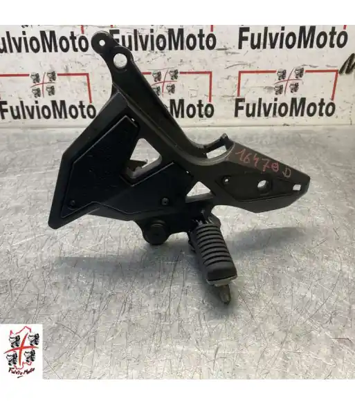 Platine repose pied Avant Droit KAWASAKI VERSYS 650 – 2016 Offre Du Jour