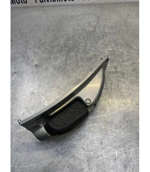 Commander Maintenant Cale-pieds Avant Droit APRILIA SCARABEO 300 – 2007