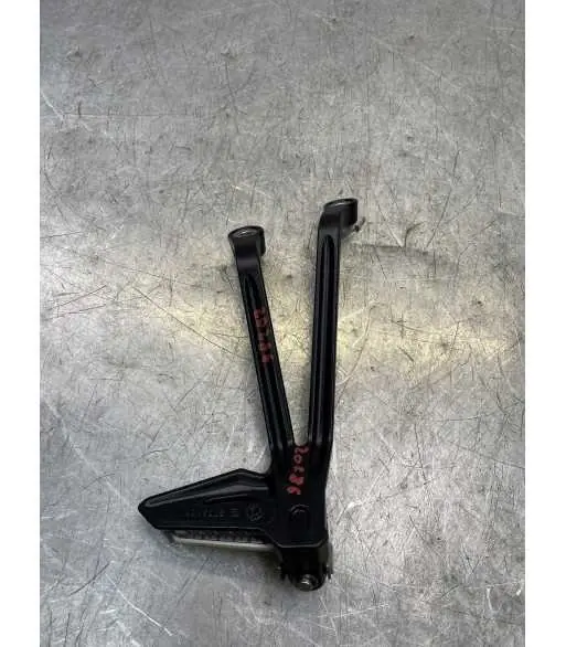 Bon Plan Platine repose pied Arrière Gauche TRIUMPH STREET TRIPLE 660 – 2020