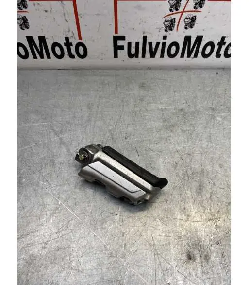 Achetez Aujourd&rsquo;hui Cale-pieds Avant Droit HONDA CBF 650 – 2017