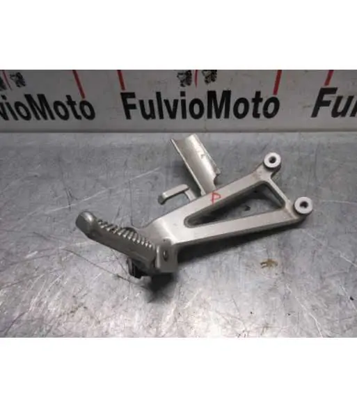 Super Prix Platine repose pied Arrière Droit HONDA CBR F 600 – 1992