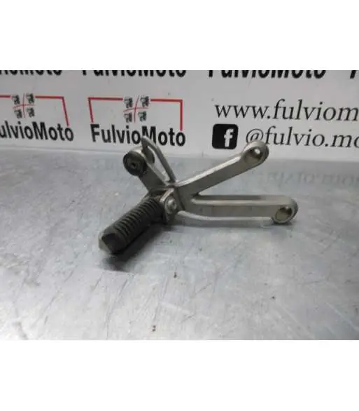 Acheter Direct Platine repose pied Arrière Droit SUZUKI GSF 1200 – 2005