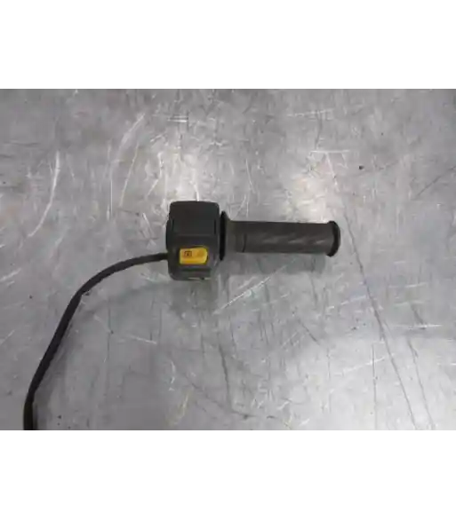 Jusqu&rsquo;à Épuisement Des Stocks Commodo droit – PEUGEOT KISBEE 50 – 2013