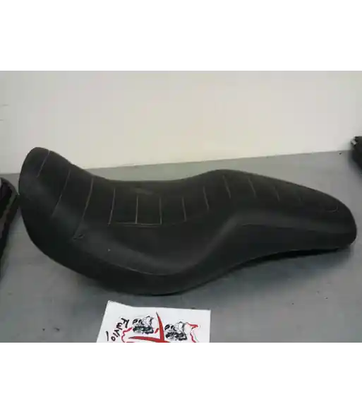 Selle – HARLEY-DAVIDSON DYNA 1584 – 2010 Acheter En Ligne