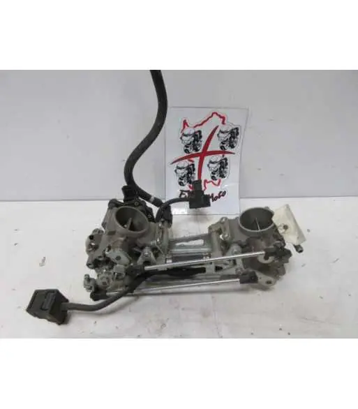 Pas Cher Rampe de carburateurs – SUZUKI SV N 650 – 2004