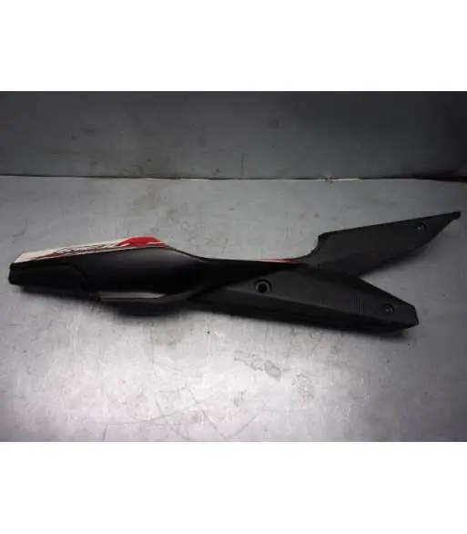 Flanc de selle droit – RIEJU RS3 50 – 2015 Dernier Modèle