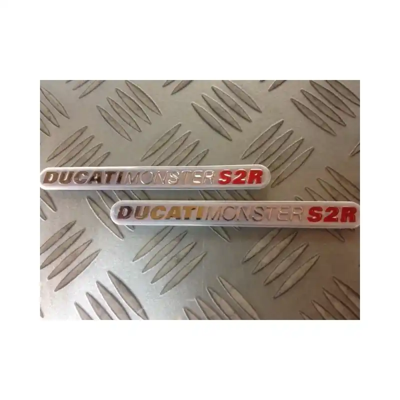 AUTOCOLLANTS DUCATI ALU ÉMAILLÉE 100 S2R MONSTER MONSTRO Quantité Limitée