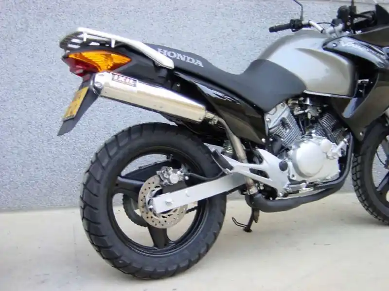 Ixil silencieux inox pour 125 Varadero 2001 / 2006 Offre Du Jour