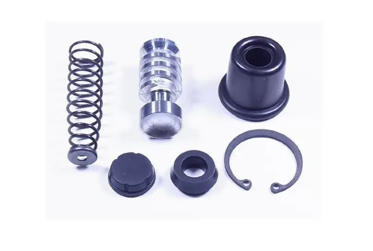 Prix Cassé Kit de réparation maître-cylindre de frein AR pour Honda CBF1000 92-97