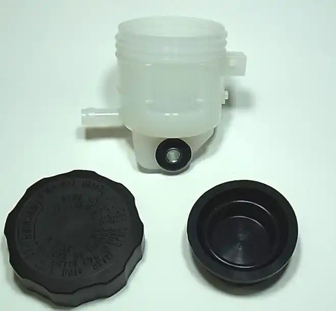 Bon Plan Kit réservoir maître-cylindre AV YZF-R6 2003-2004