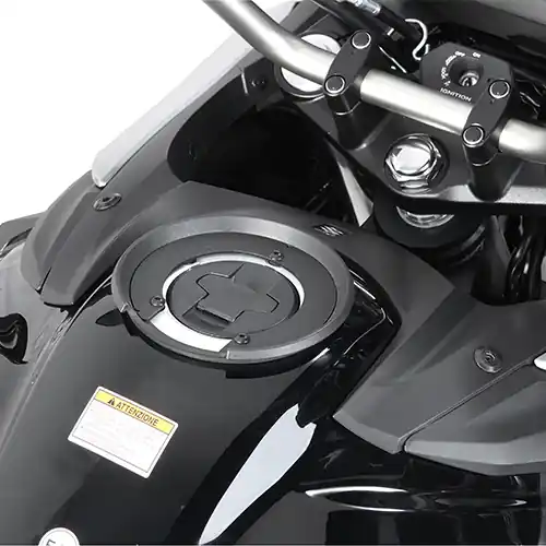 Anneau de fixation Givi pour sacoches de réservoir Suzuki SV 650 (16-) / V-Strom (17-) Super Prix
