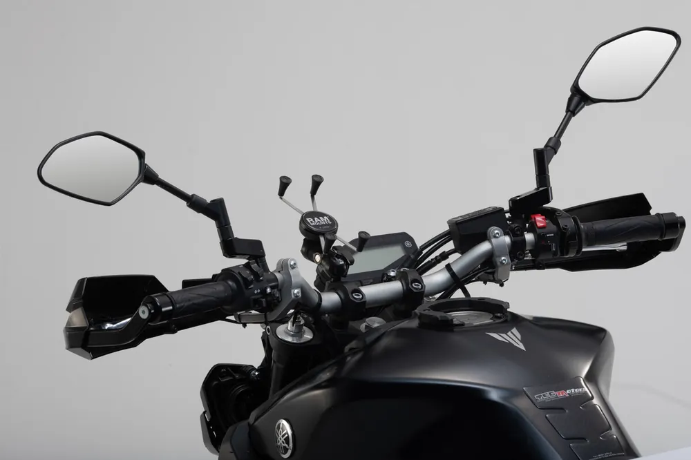 Commander Maintenant SW-Motech Kit de support Navi X-Grip pour grands smartphones pour Kawasaki Z 900 RS /Cafe – SW Motech