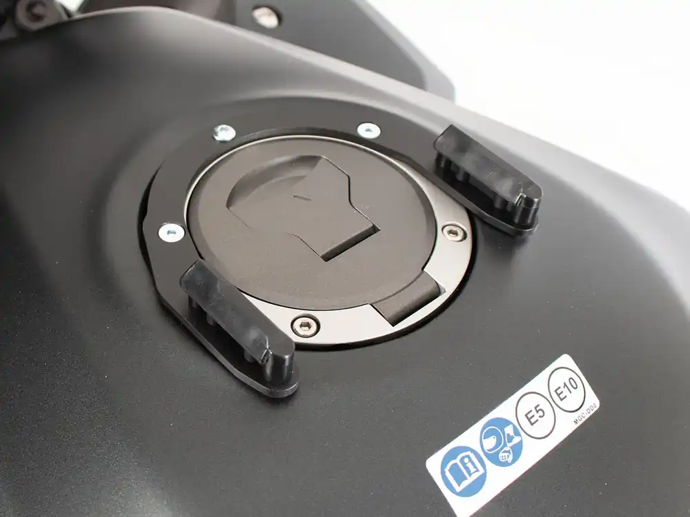 Achat Immédiat Anneau de réservoir Basic avec unité de fermeture de la sacoche de réservoir pour Honda CBR 1000 RR Fireblade (17-19)