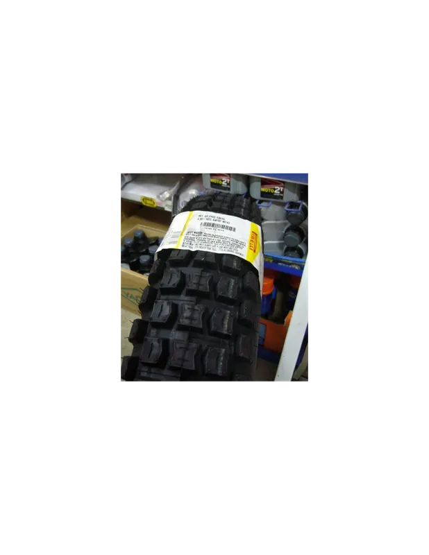 Pneu Arrière PIRELLI MT43 4.00 x 18 Expédition Rapide